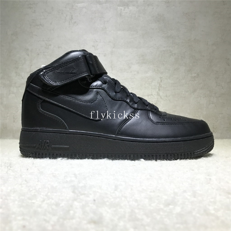 Nike Air Force 1 High Top All Black